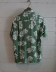 画像2: Kiruto pineapple Hawaiian shirt (KARIYUSHI WEAR PINEAPPLE PATTERN) (2)