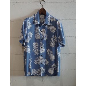画像: Kiruto pineapple Hawaiian shirt (KARIYUSHI WEAR PINEAPPLE PATTERN) L,blue